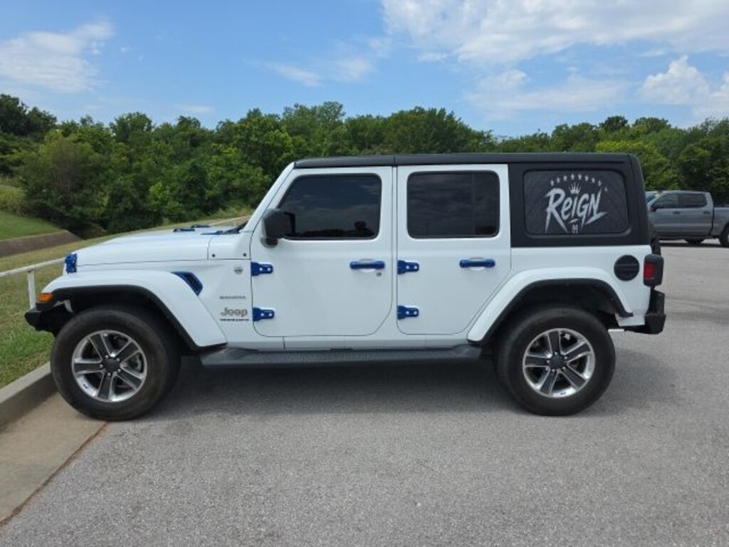 Used 2023 Jeep Wrangler Sahara SUV