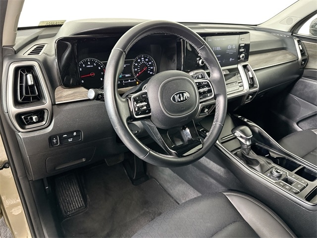 Used 2021 Kia Sorento EX with VIN 5XYRHDLF4MG064601 for sale in Midwest City, OK