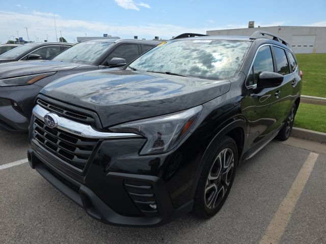 2024 Subaru Ascent Limited 7 Passenger's photo
