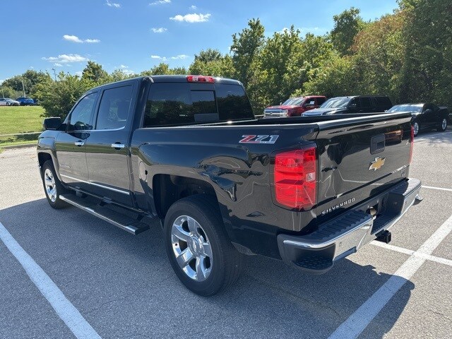 2015 Chevrolet Silverado 1500 LTZ photo 3