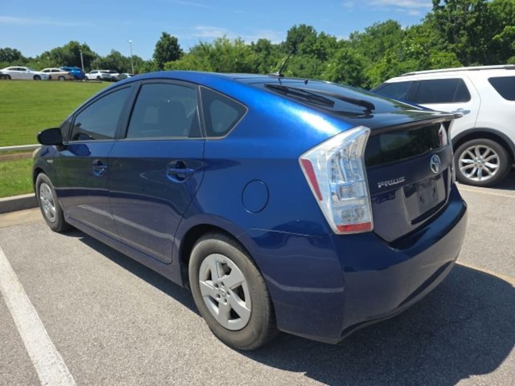 Used 2010 Toyota Prius III Hatchback