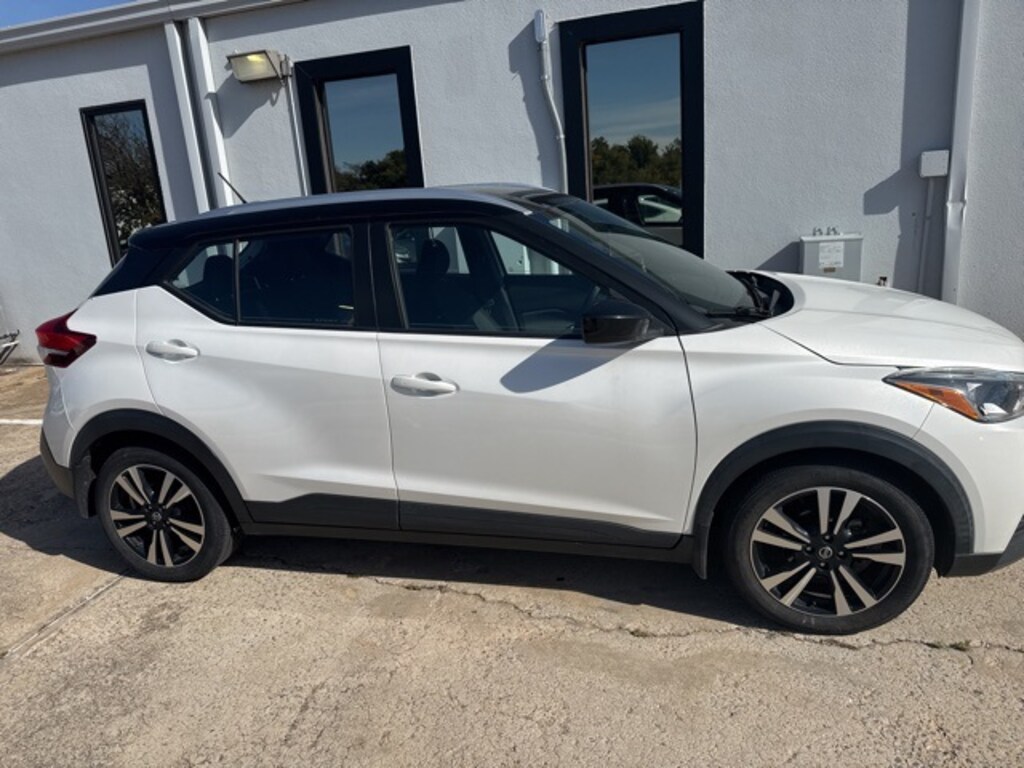 Used 2020 Nissan Kicks SV SUV