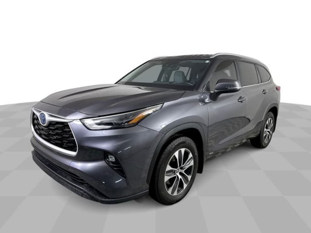 Used 2023 Toyota Highlander Hybrid XLE SUV
