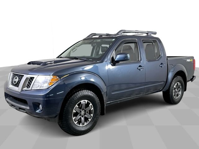 2017 Nissan Frontier 4.0 PRO-4X Crew Cab 4X4 AT's photo