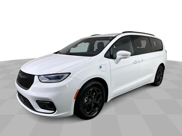 2021 Chrysler Pacifica Hybrid Touring L Hybrid's photo