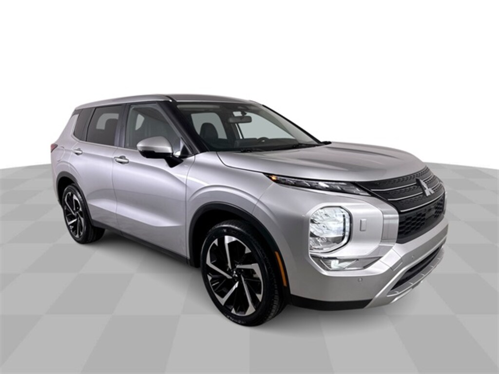 Used 2024 Mitsubishi Outlander SE SUV