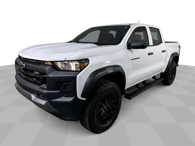 2025 Chevrolet Colorado 4WD Trail Boss Crew Cab Short Box's photo