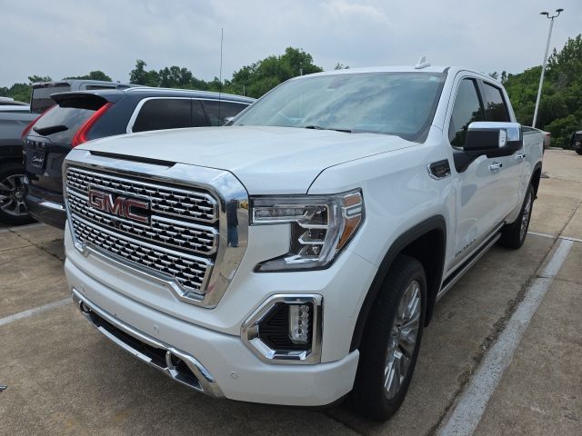2021 GMC Sierra 4WD Crew Cab Short Box Denali's photo
