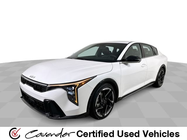 2025 Kia K4 GT-Line AT's photo