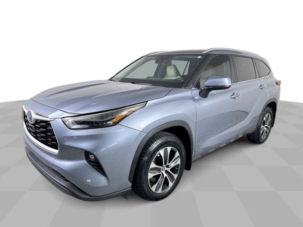 Used 2024 Toyota Highlander Hybrid XLE SUV
