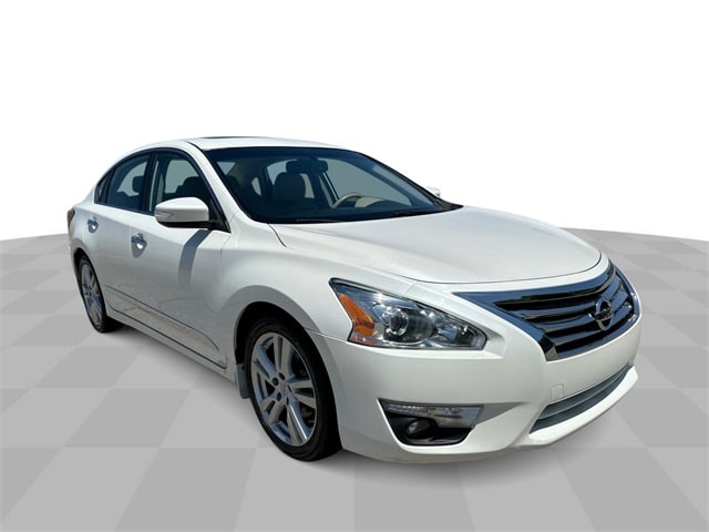 Used 2015 Nissan Altima SL with VIN 1N4BL3AP0FC121900 for sale in Midwest City, OK