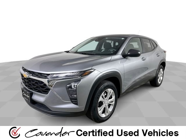 2024 Chevrolet Trax LS's photo
