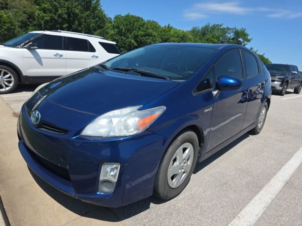 Used 2010 Toyota Prius III Hatchback