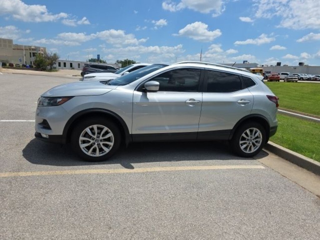 Used 2021 Nissan Rogue Sport SV SUV