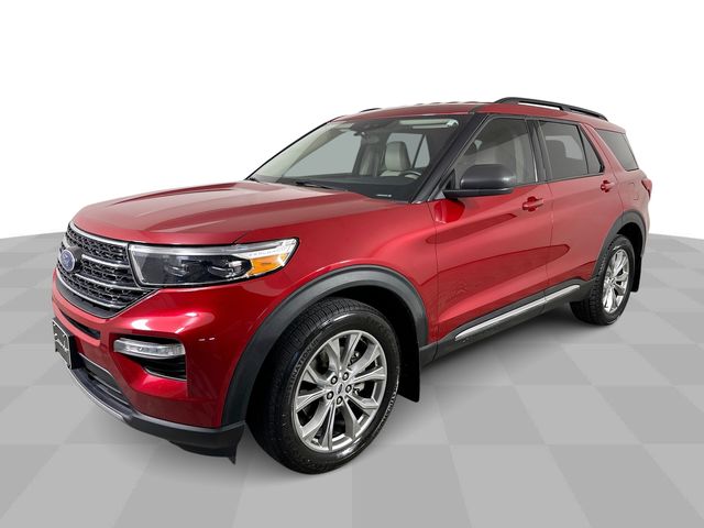 2023 Ford Explorer XLT 4WD's photo