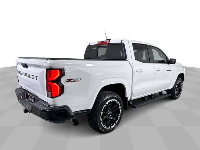 2026 Chevrolet Colorado Z71 - Photo 9