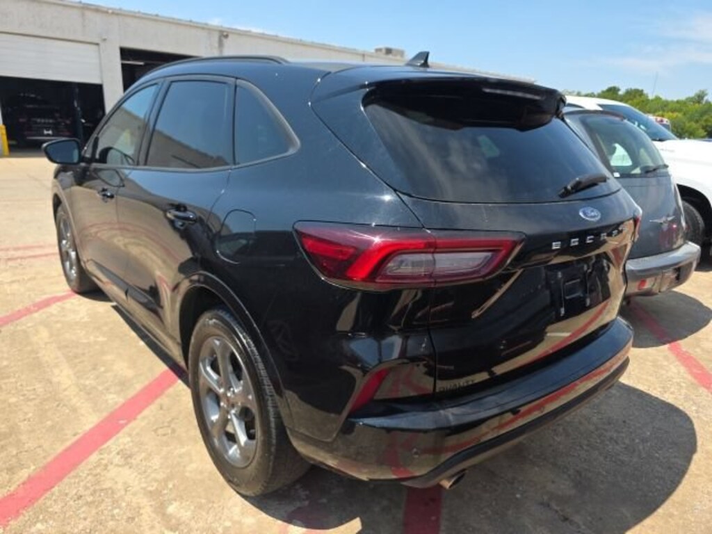 Used 2024 Ford Escape ST-Line