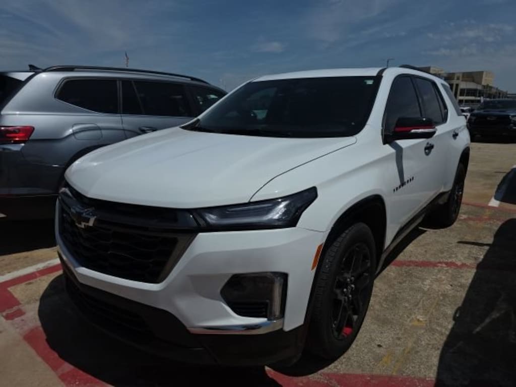 Used 2023 Chevrolet Traverse Premier SUV