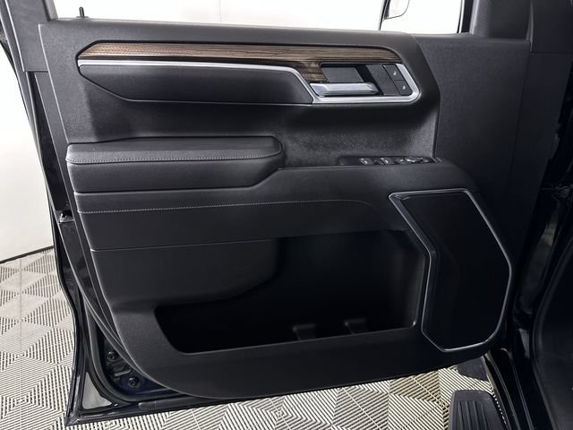 2025 Chevrolet Silverado 1500 LT - Photo 23