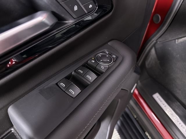 2025 Chevrolet Suburban High Country - Photo 25