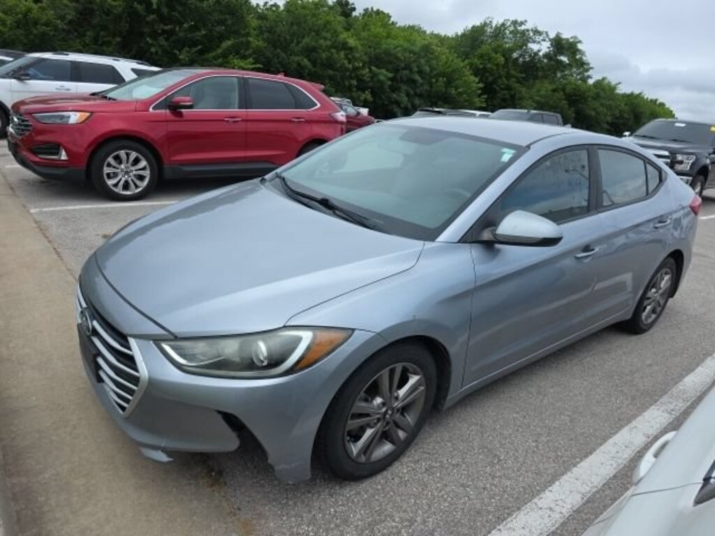 Used 2017 Hyundai Elantra SE