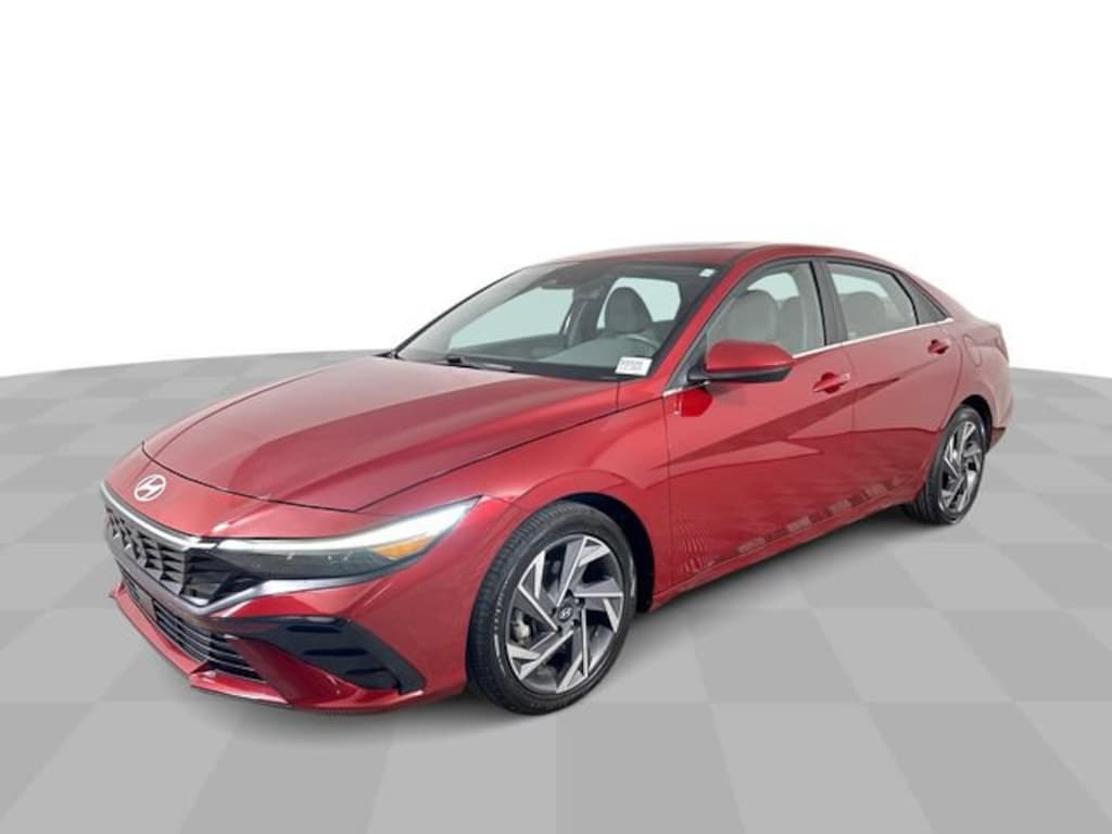 Used 2025 Hyundai Elantra SEL Convenience