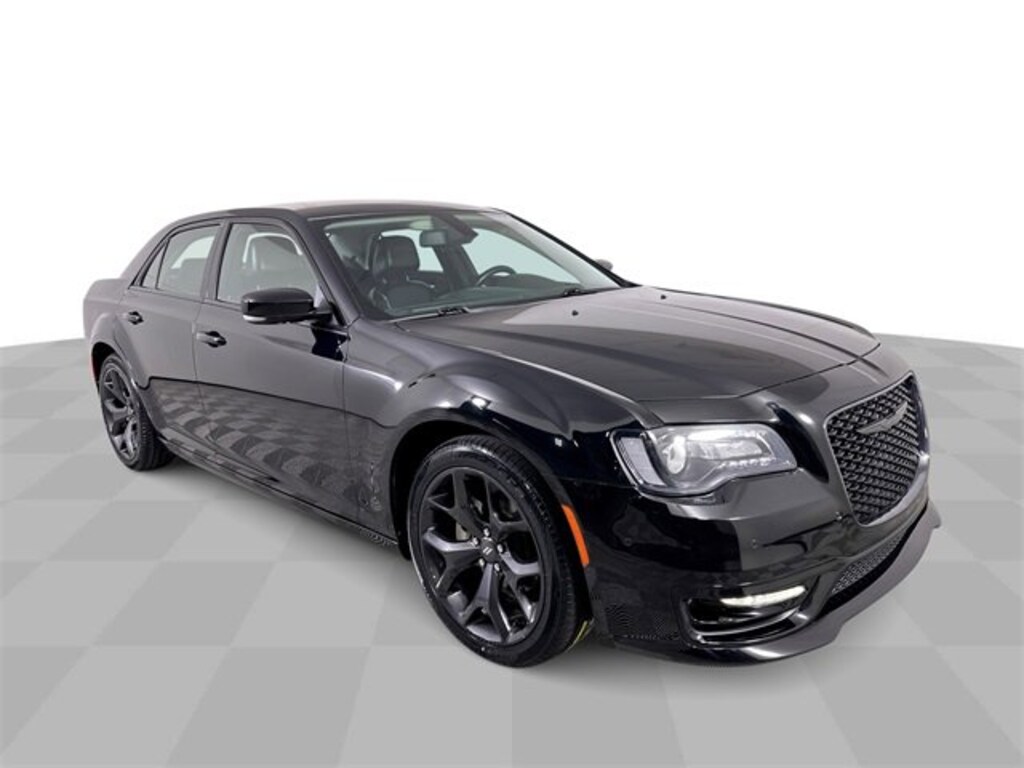 Used 2021 Chrysler 300 Touring L
