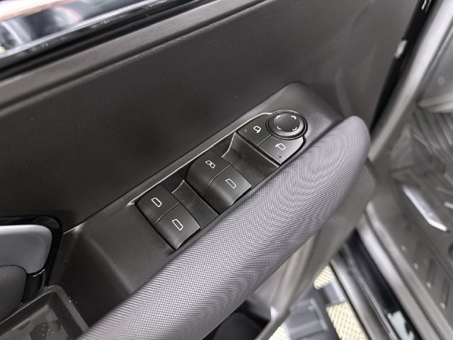 2026 Chevrolet Colorado Z71 - Photo 25