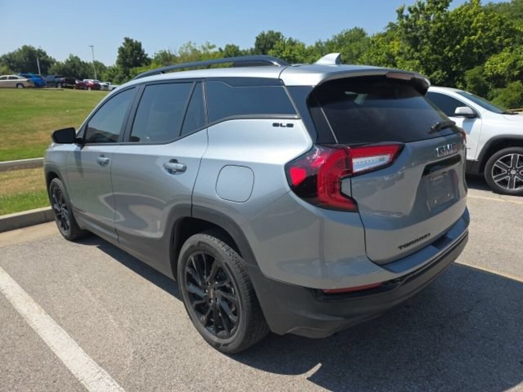 Used 2024 GMC Terrain SLE SUV