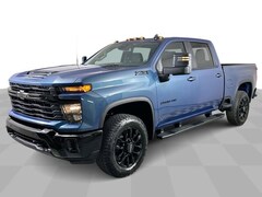 2026 Chevrolet Silverado 2500 HD Custom Blackout Z71 Off Road Truck