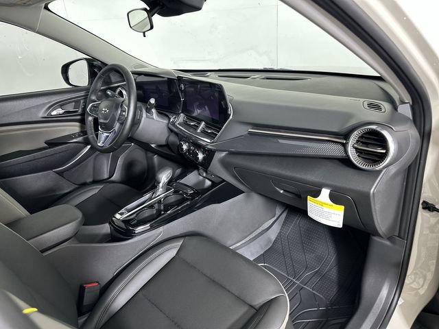 2026 Chevrolet Trax Activ - Photo 31