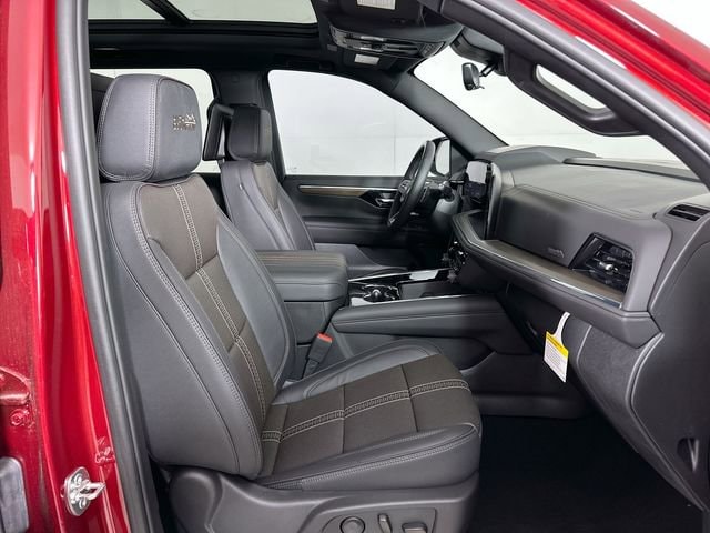 2025 Chevrolet Suburban High Country - Photo 30