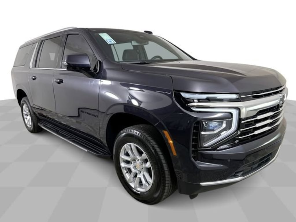 New 2026 Chevrolet Suburban LT SUV