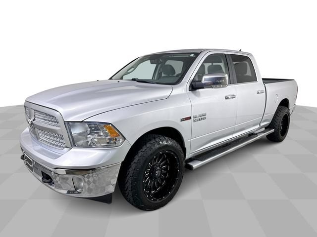 2018 RAM 1500 Lone Star Silver 4x4 Crew Cab 6'4's photo