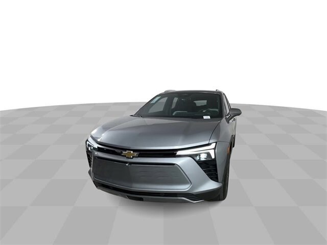 2025 Chevrolet Blazer EV photo 3
