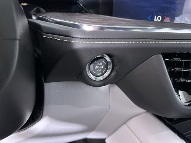 2025 Chevrolet Tahoe Premier - Photo 18