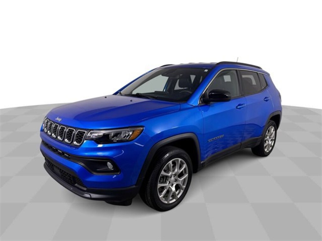 Used 2024 Jeep Compass Latitude Lux