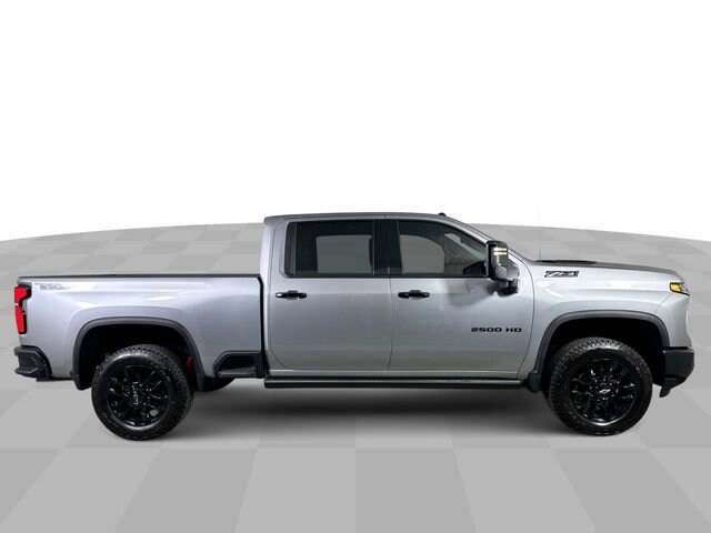 2026 Chevrolet Silverado 2500 HD LTZ - Photo 10