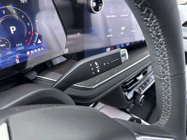 2025 Chevrolet Tahoe Premier - Photo 17