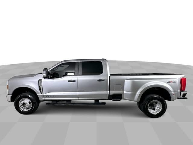 2024 Ford F-350 Super Duty XL - Photo 5
