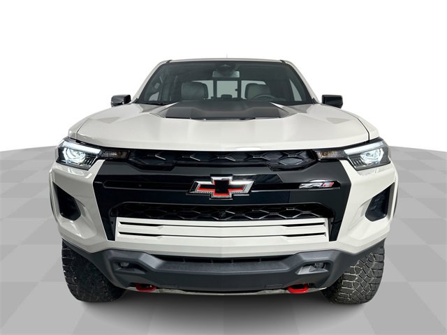 2026 Chevrolet Colorado ZR2 photo 3