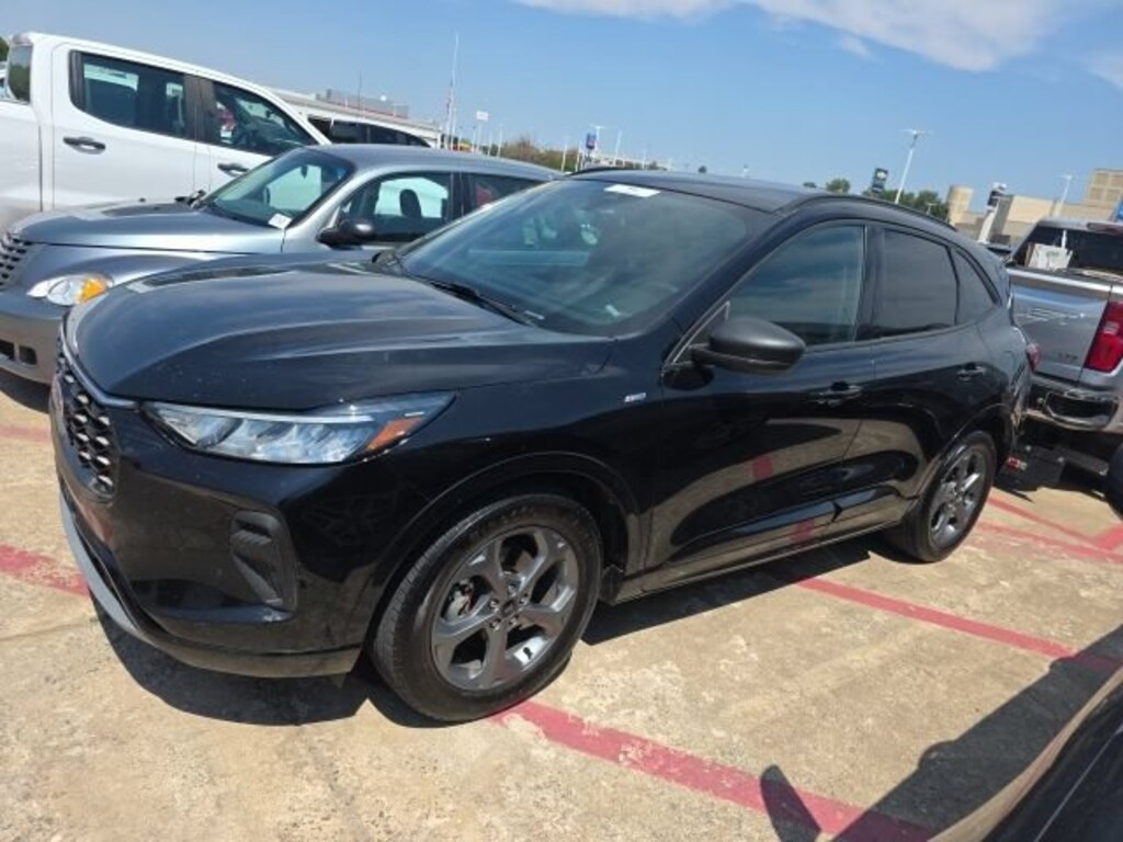 Used 2024 Ford Escape ST-Line