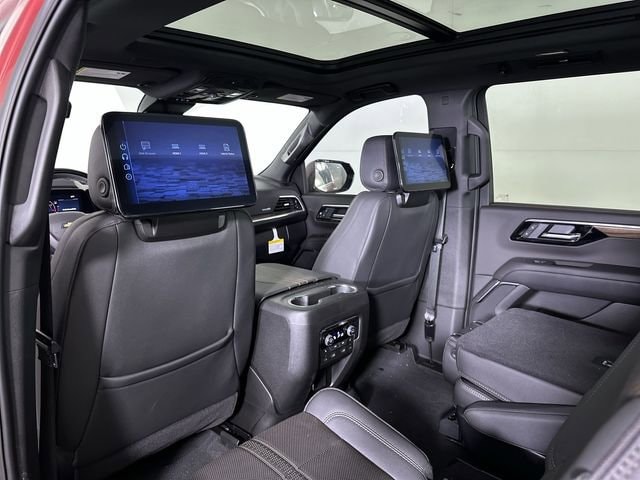 2025 Chevrolet Suburban High Country - Photo 23