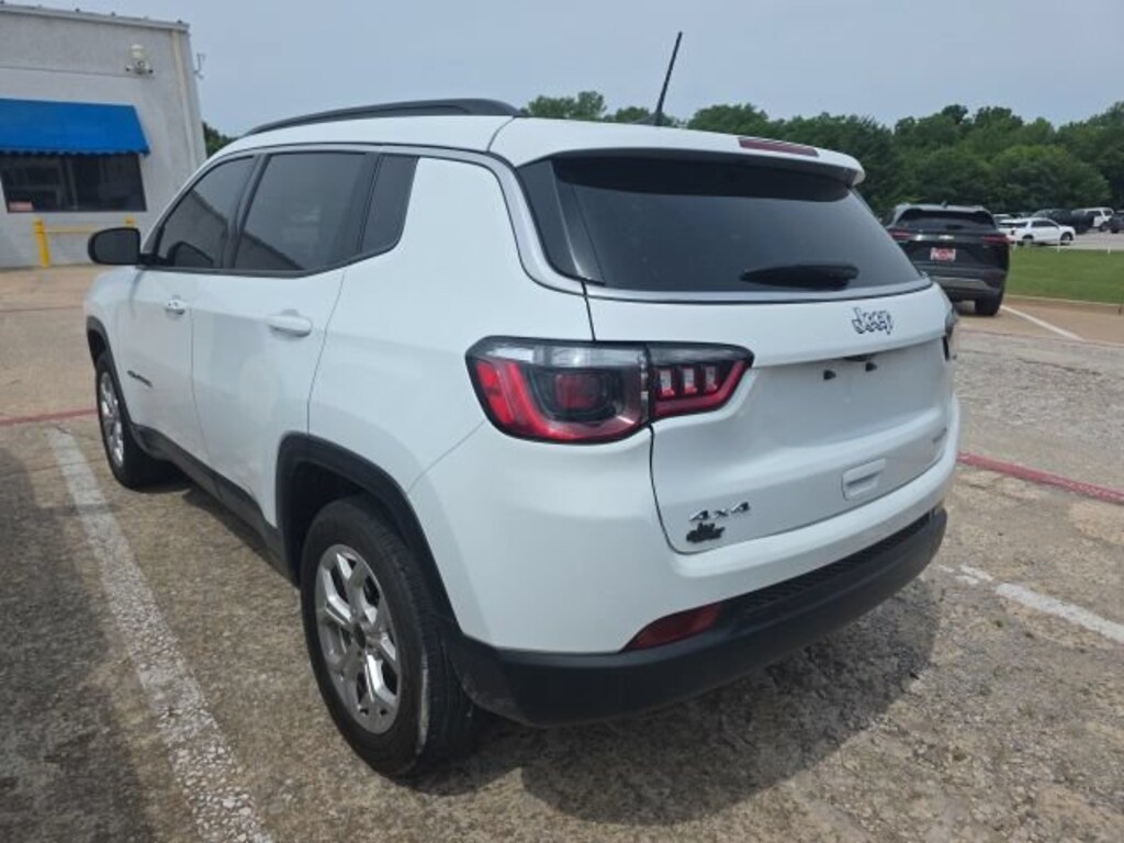 Used 2025 Jeep Compass Latitude