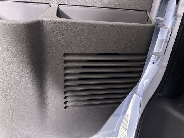 2025 Chevrolet Express Cargo Work Van - Photo 23