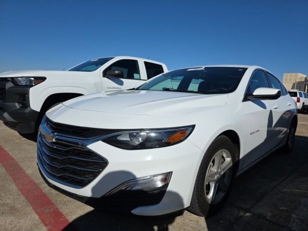 Used 2024 Chevrolet Malibu FL Car