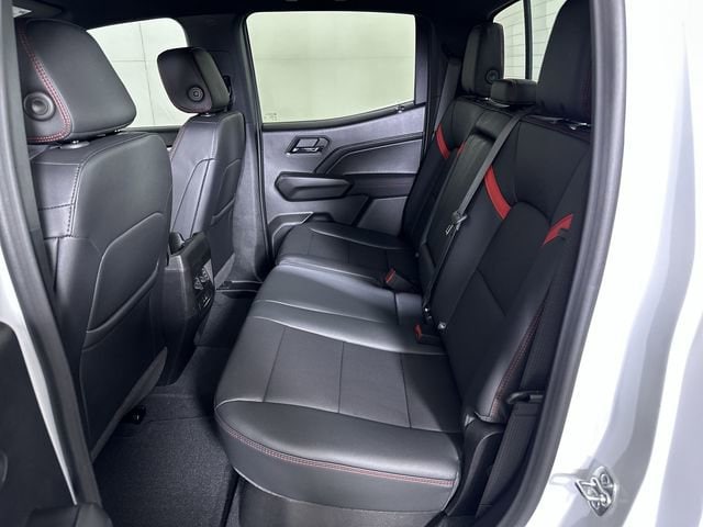2026 Chevrolet Colorado Z71 - Photo 26