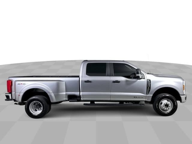 2024 Ford F-350 Super Duty XL - Photo 9