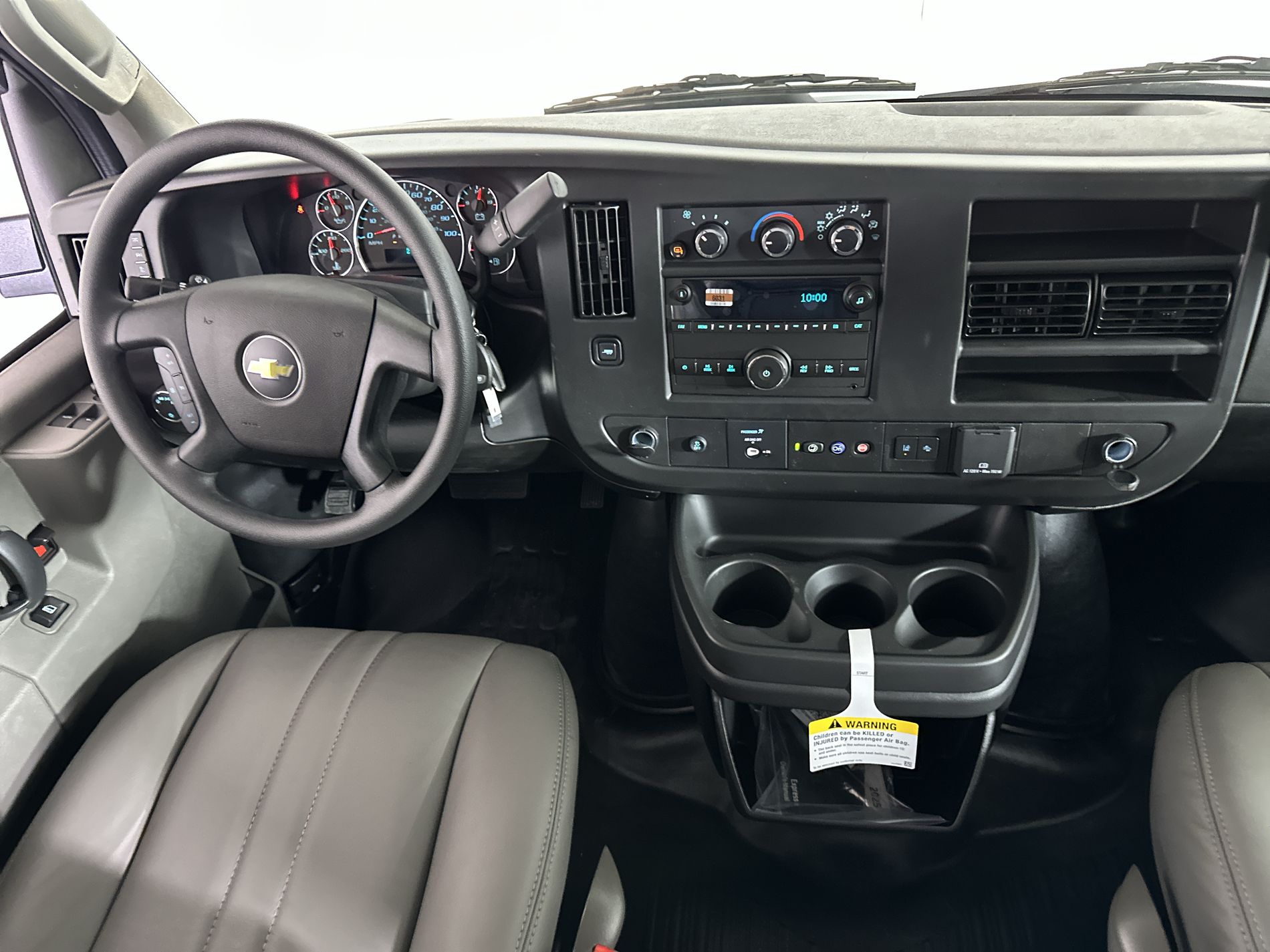 2025 Chevrolet Express Cargo Work Van - Photo 52