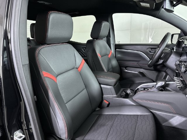 2026 Chevrolet Colorado Z71 - Photo 30